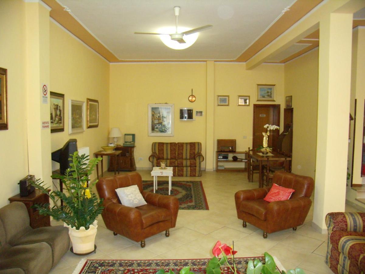 Verena Dependance Savoia & Campana Montecatini Terme Exterior foto